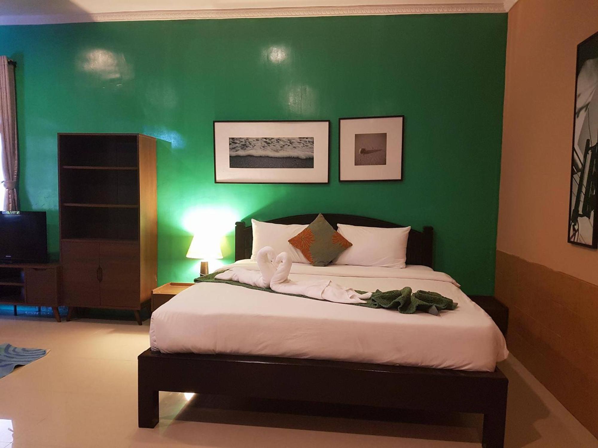 Phuket Siam Villas - Sha Plus Chalong Exterior foto